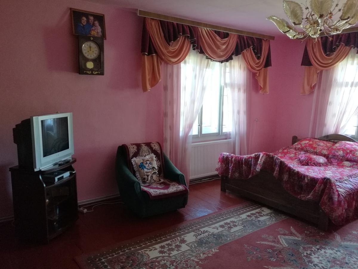 Villa Gutsulska Oselya Krivopol'ye Esterno foto